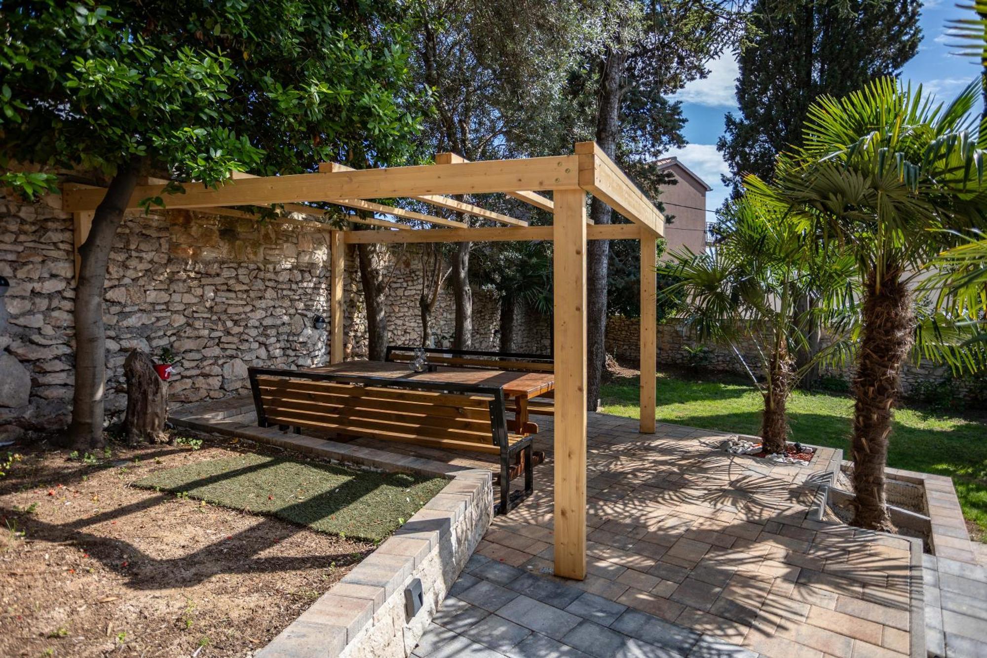 Vila Regi Μεντουλίν Εξωτερικό φωτογραφία